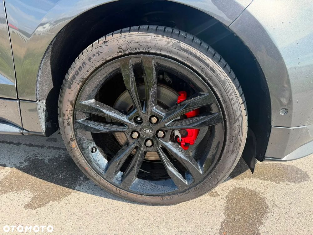 Ford Edge - 16