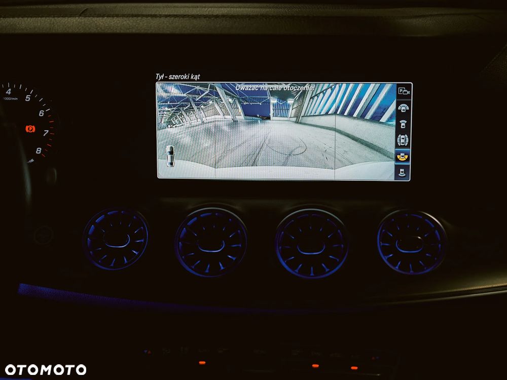 Mercedes-Benz Klasa E - 37