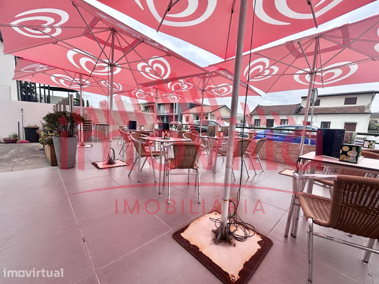 Em Exclusivo - Trespasse de Café Snack-Bar 'O Mundo' - Árvore - Grande imagem: 5/25