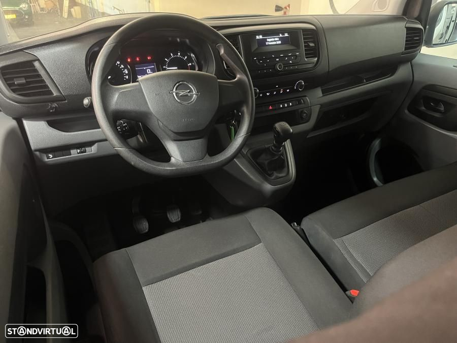 Opel Vivaro 1.5 CDTi L1H1 Essentia - 25