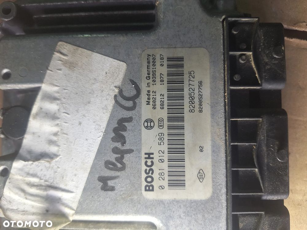 megane CC 1.9 DCI komputer ECU 8200527725 0281012589   (13/2) - 3