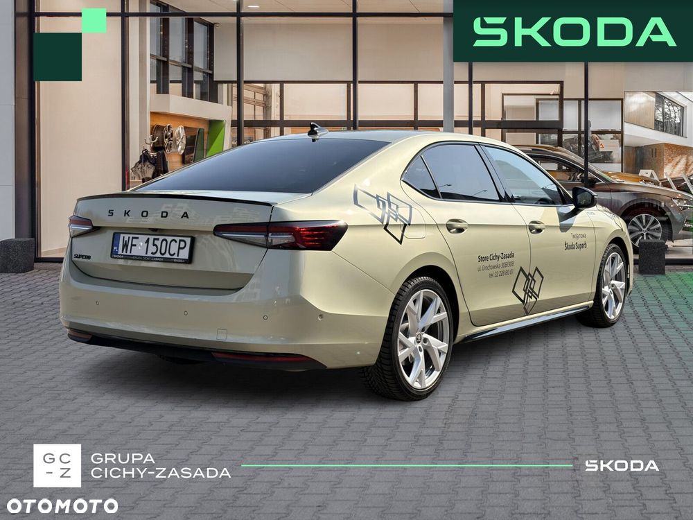 Skoda Superb 2.0 TSI Sportline DSG - 5