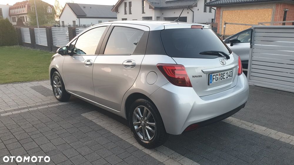 Toyota Yaris - 7
