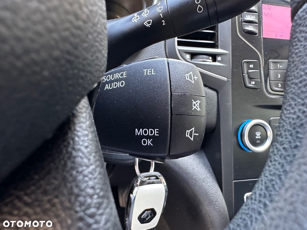 Renault Megane ENERGY TCe 100 LIFE - 19