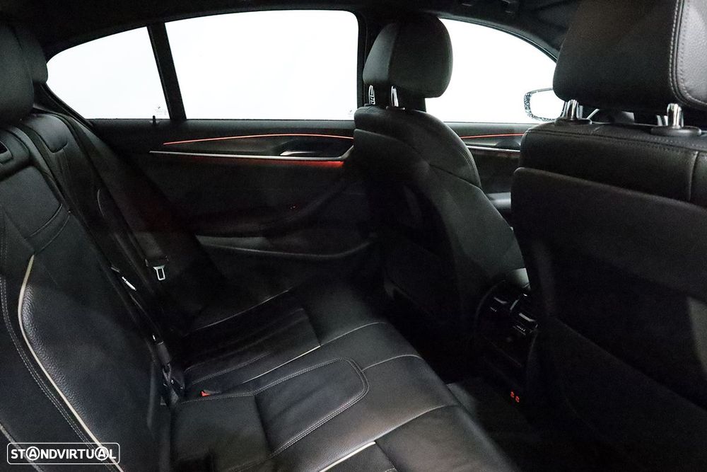 BMW 520 d Pack M Auto - 23