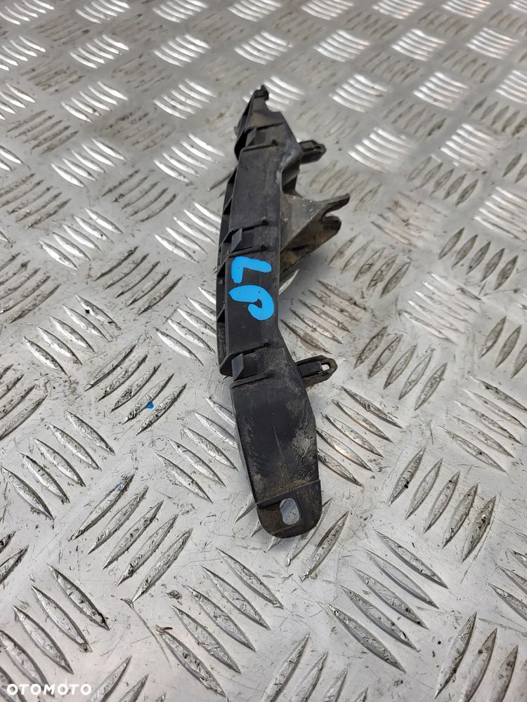 Mitsubishi L200 IV Ślizg Mocowanie Zderzaka Przód - 3