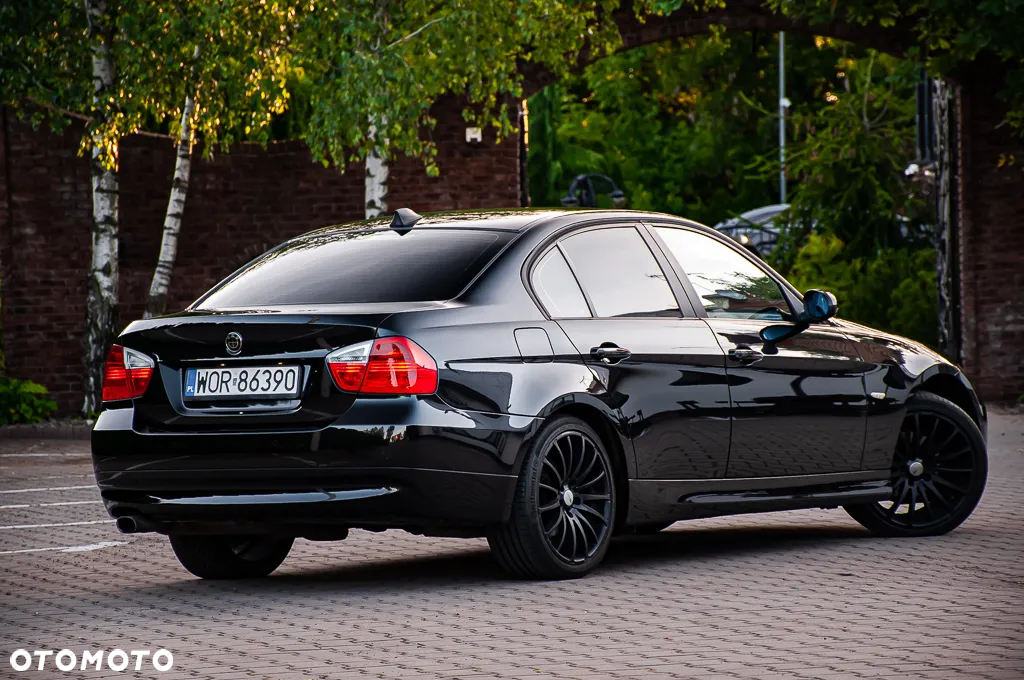 BMW Seria 3 318i Edition Sport - 15