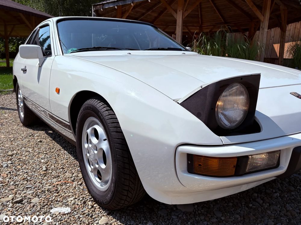 Porsche 924 - 9
