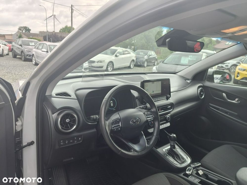Hyundai Kona - 10