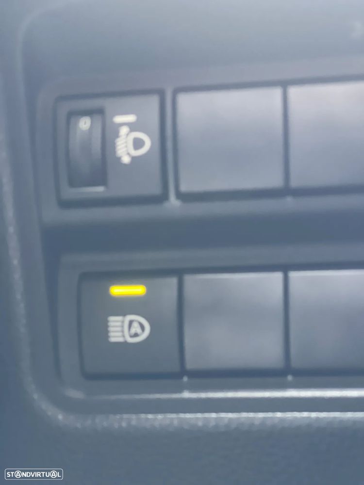 Toyota Yaris 1.0 VVT-i Exclusive - 14