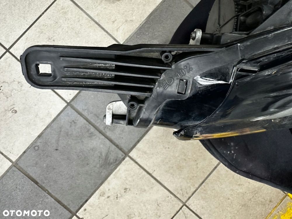 OPEL CROSSLAND X PRAWA LAMPA PRZÓD ZWYKŁA LED KOMPLETNA 13467968 - 11