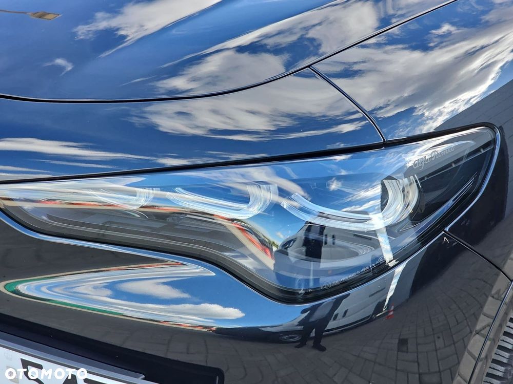 Alfa Romeo Stelvio 2.0 Turbo Veloce Q4 - 11