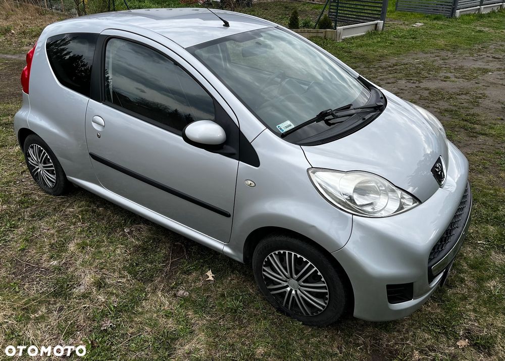 Peugeot 107 1.0 Trendy - 2