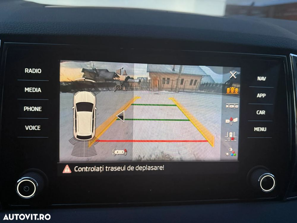 Skoda Karoq 1.5 TSI ACT 4x4 DSG Style - 8