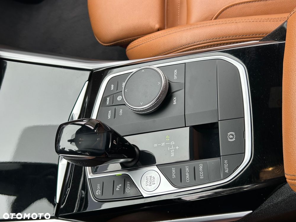 BMW Seria 3 - 16