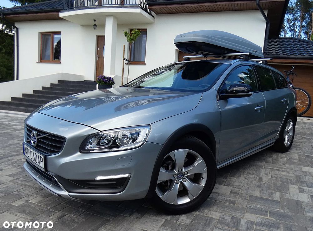 Volvo V60 Cross Country D4 Drive-E Summum - 2