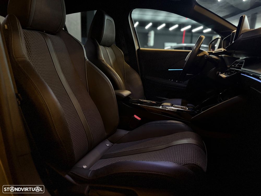 Peugeot e-208 50 kWh GT Pack - 9