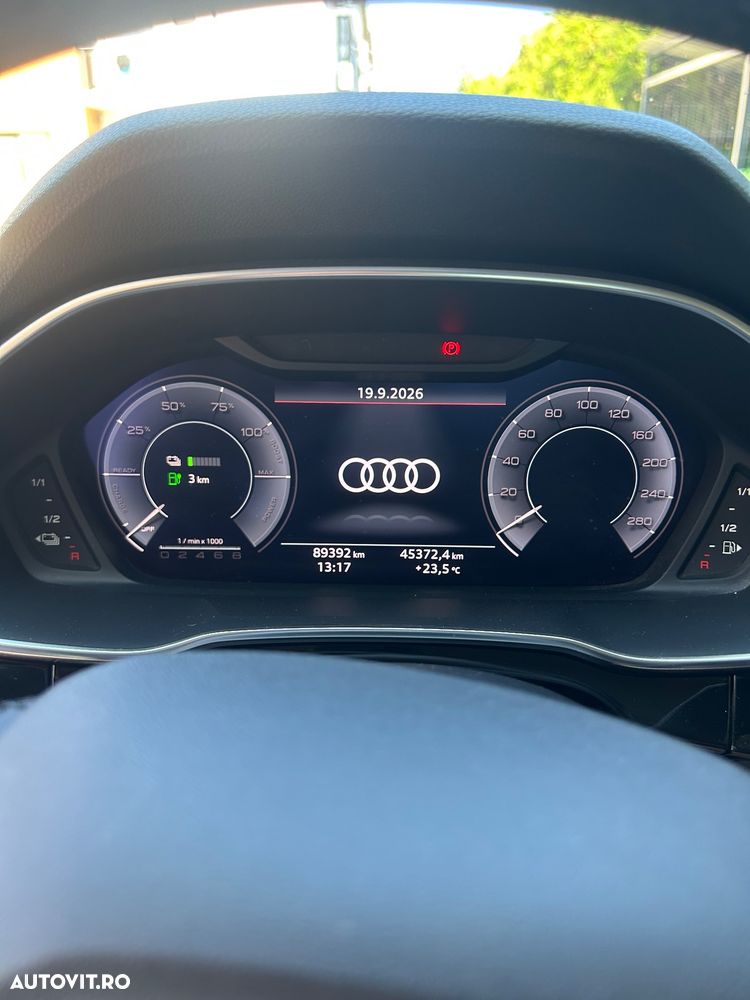 Audi Q3 45 TFSIe S tronic - 5