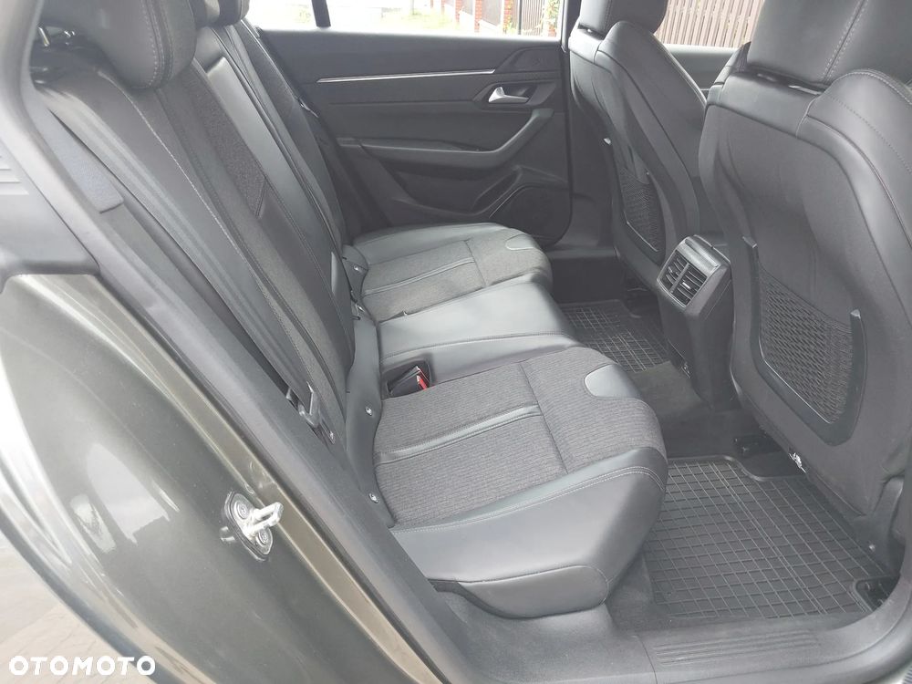 Peugeot 508 BlueHDi 160 EAT8 Allure Business-Paket - 25