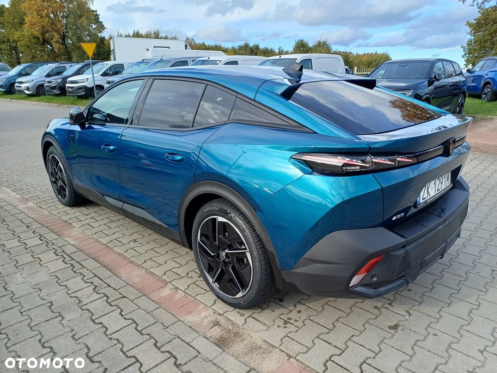 Peugeot 408 - 4