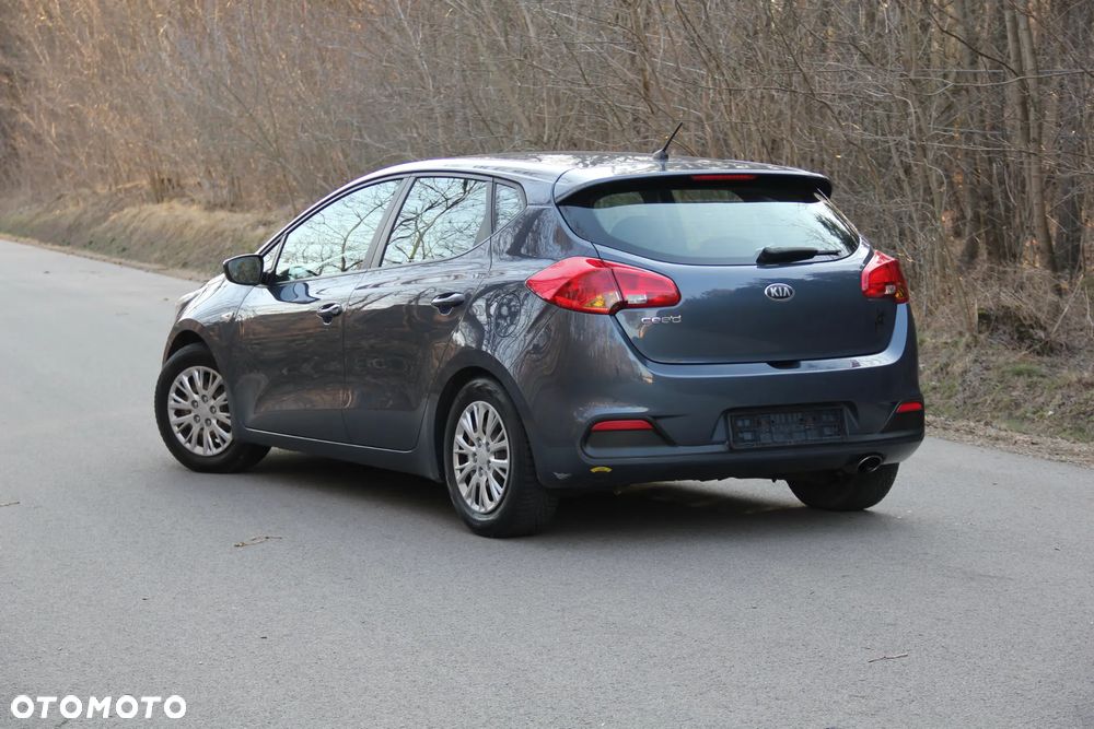 Kia Ceed - 3
