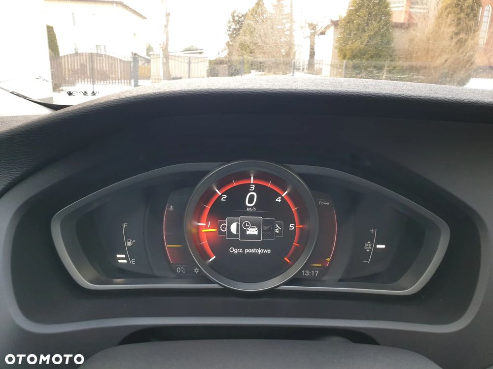 Volvo V40 D3 Inscription - 26