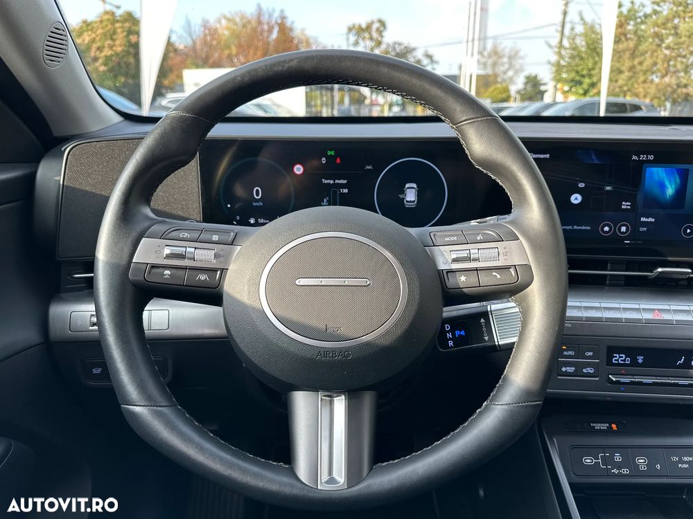 Hyundai KONA - 17