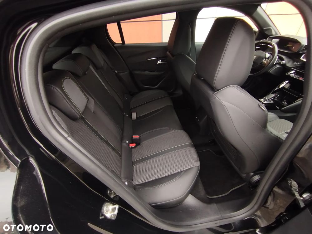 Peugeot 208 1.2 PureTech GT Pack S&S EAT8 - 23