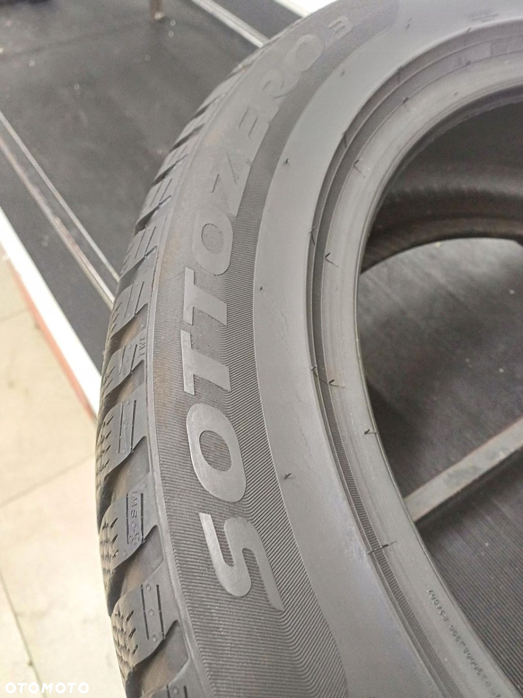 Pirelli Winter SottoZero 3 225/45R17 94 V 6mm 2019r opona pojedyncza 50091 - 6
