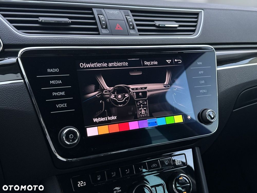 Skoda Superb 2.0 TDI SCR L&K DSG - 25