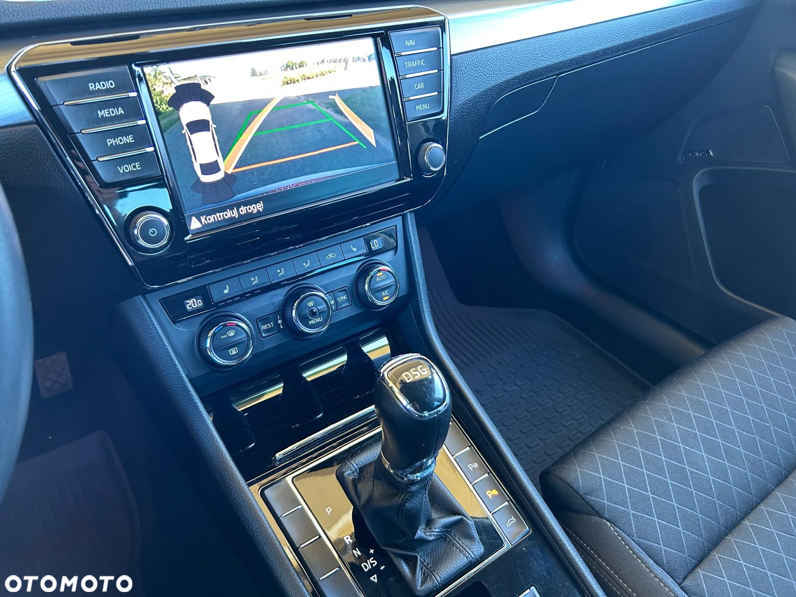 Skoda Superb 1.8 TSI DSG Ambition - 36
