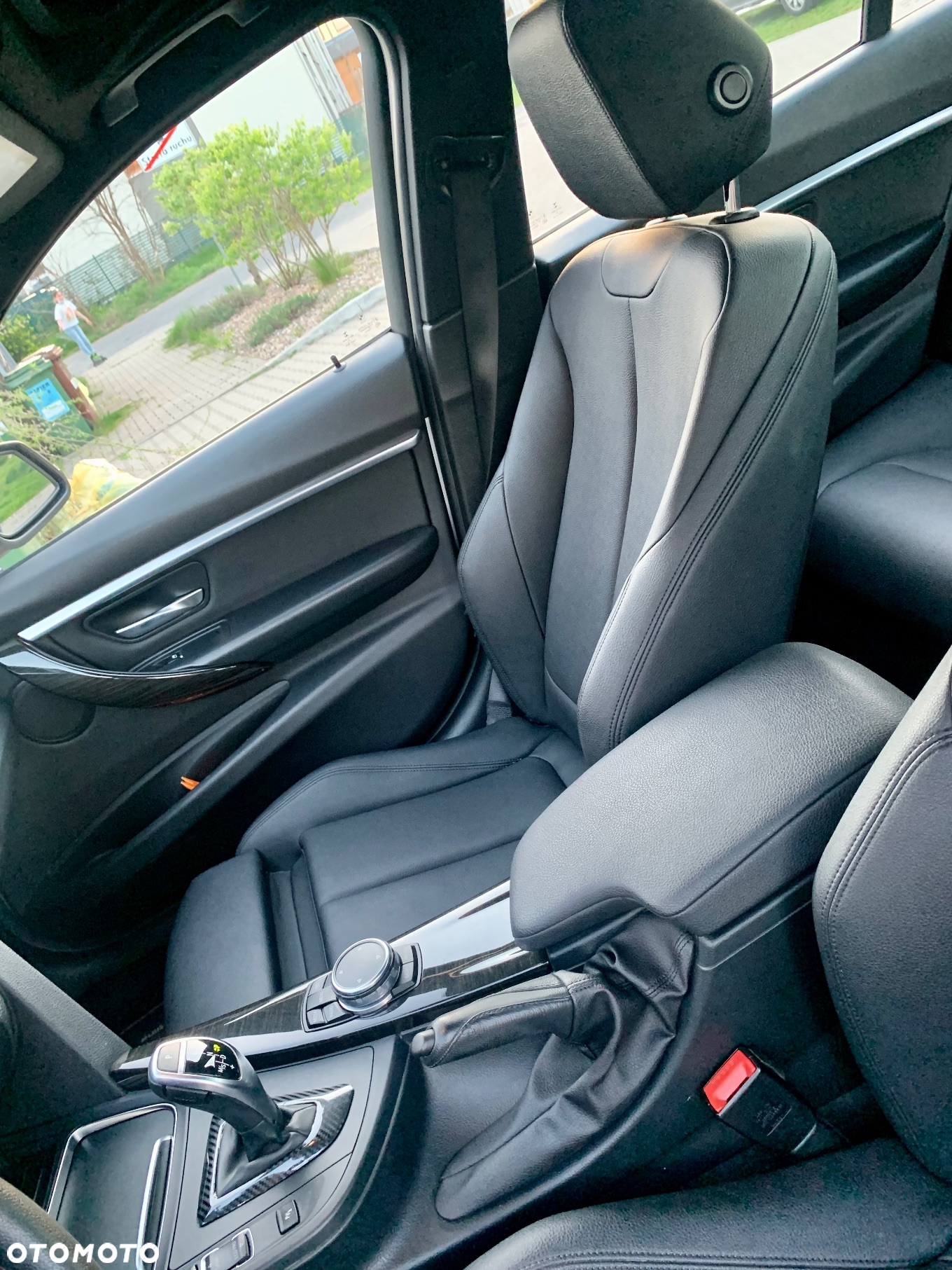 BMW Seria 3 328i Sport Line - 12