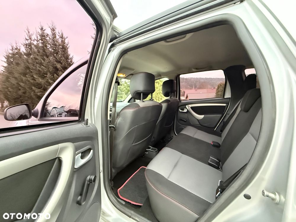 Dacia Duster 1.5 dCi Laureate 4x4 - 22