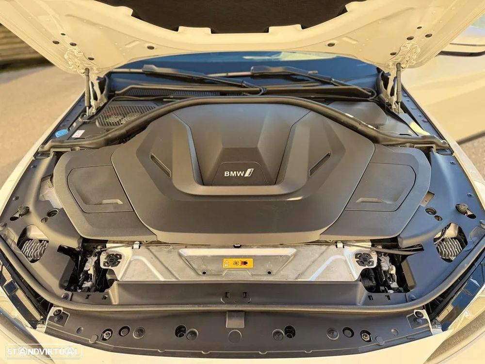 BMW i4 eDrive40 Pack Desportivo M - 15