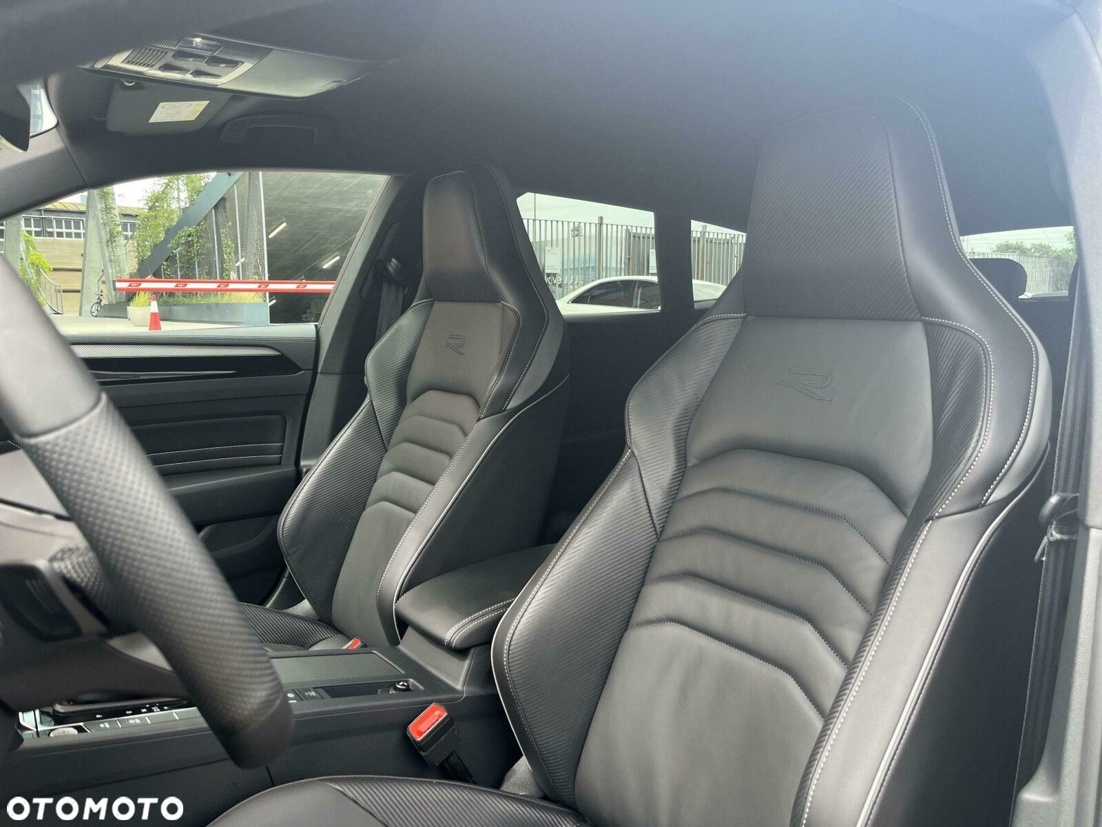 Volkswagen Arteon 2.0 TDI 4Motion R-Line DSG - 12