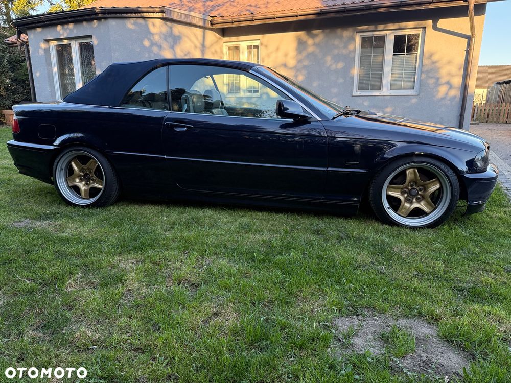 BMW Seria 3 325i - 6