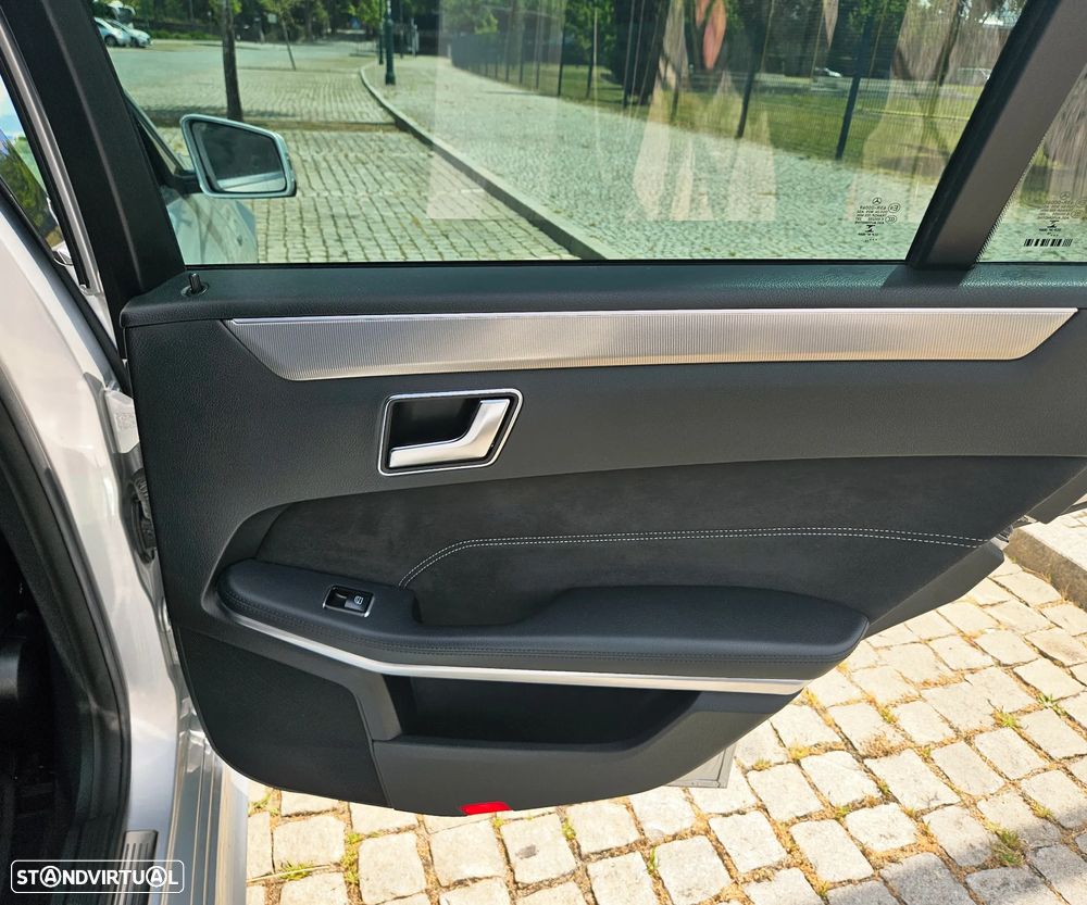 Mercedes-Benz E 300 Bluetec Hybrid Avantgarde - 15