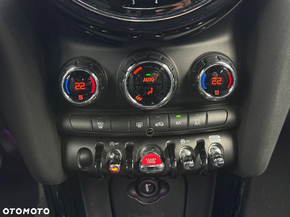 MINI Cooper Classic Trim - 19