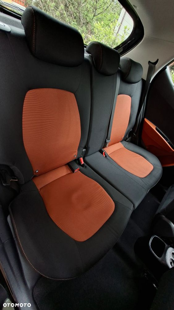 Hyundai i10 1.2 YES Gold - 15