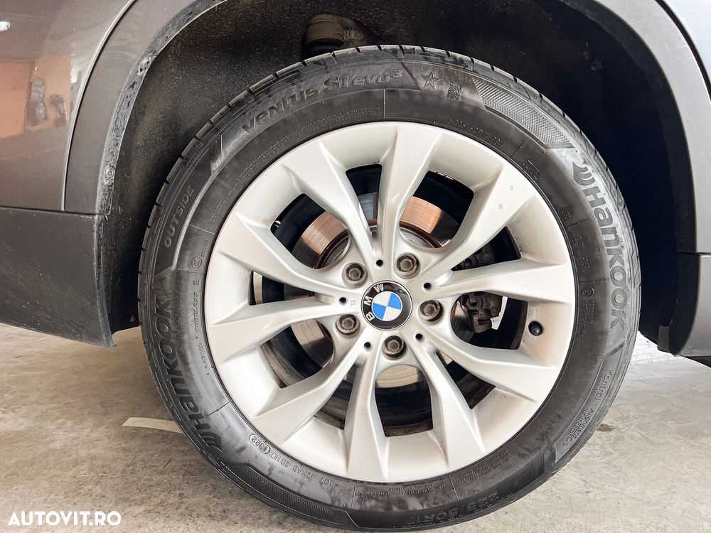 BMW X1 xDrive20d - 36