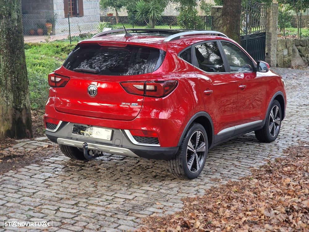 MG ZS - 25