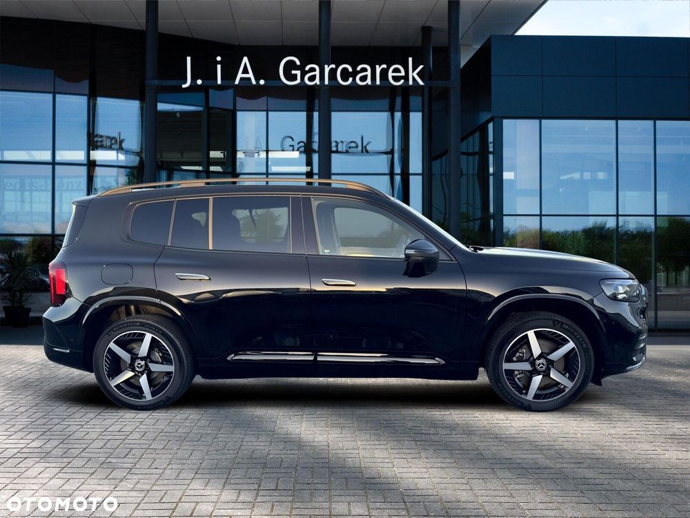 Mercedes-Benz GLB - 7