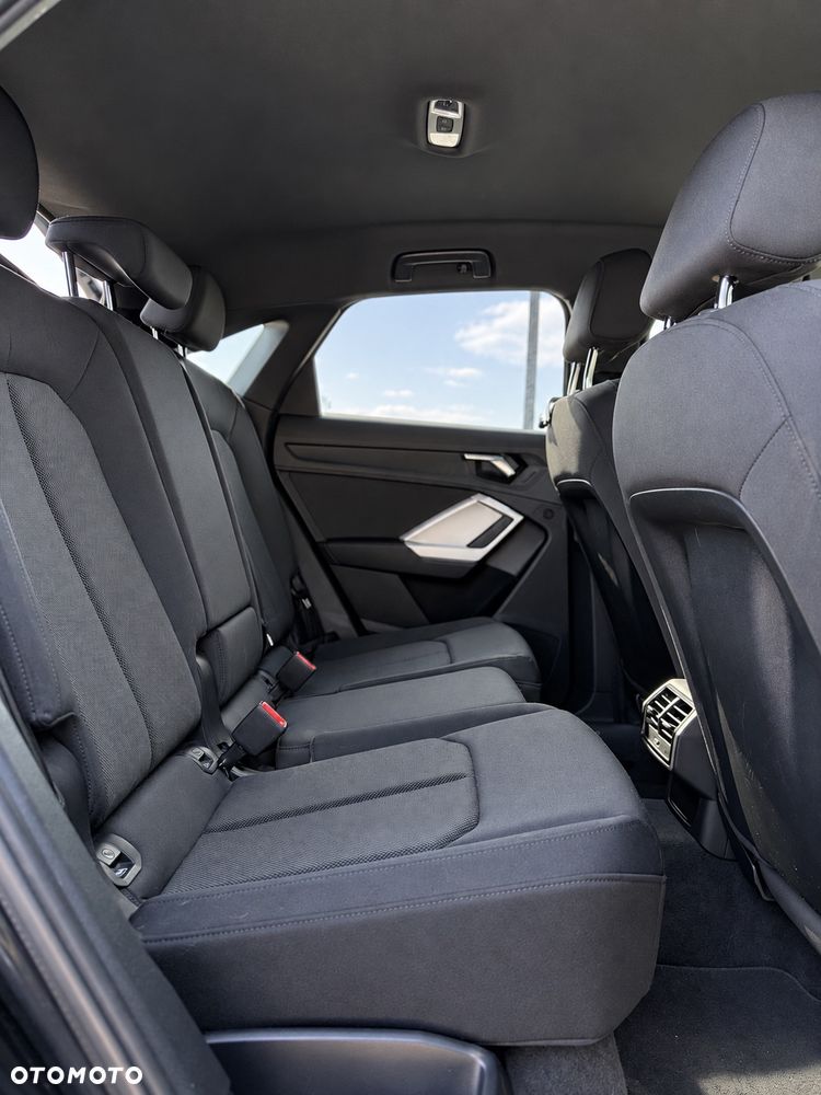 Audi Q3 35 TFSI S tronic - 10