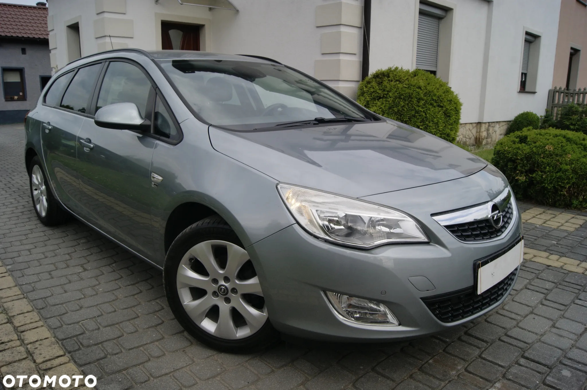 Opel Astra 1.4 Turbo Cosmo - 26