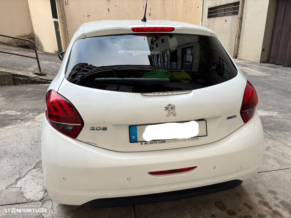 Peugeot 208 1.2 PureTech Style - 4