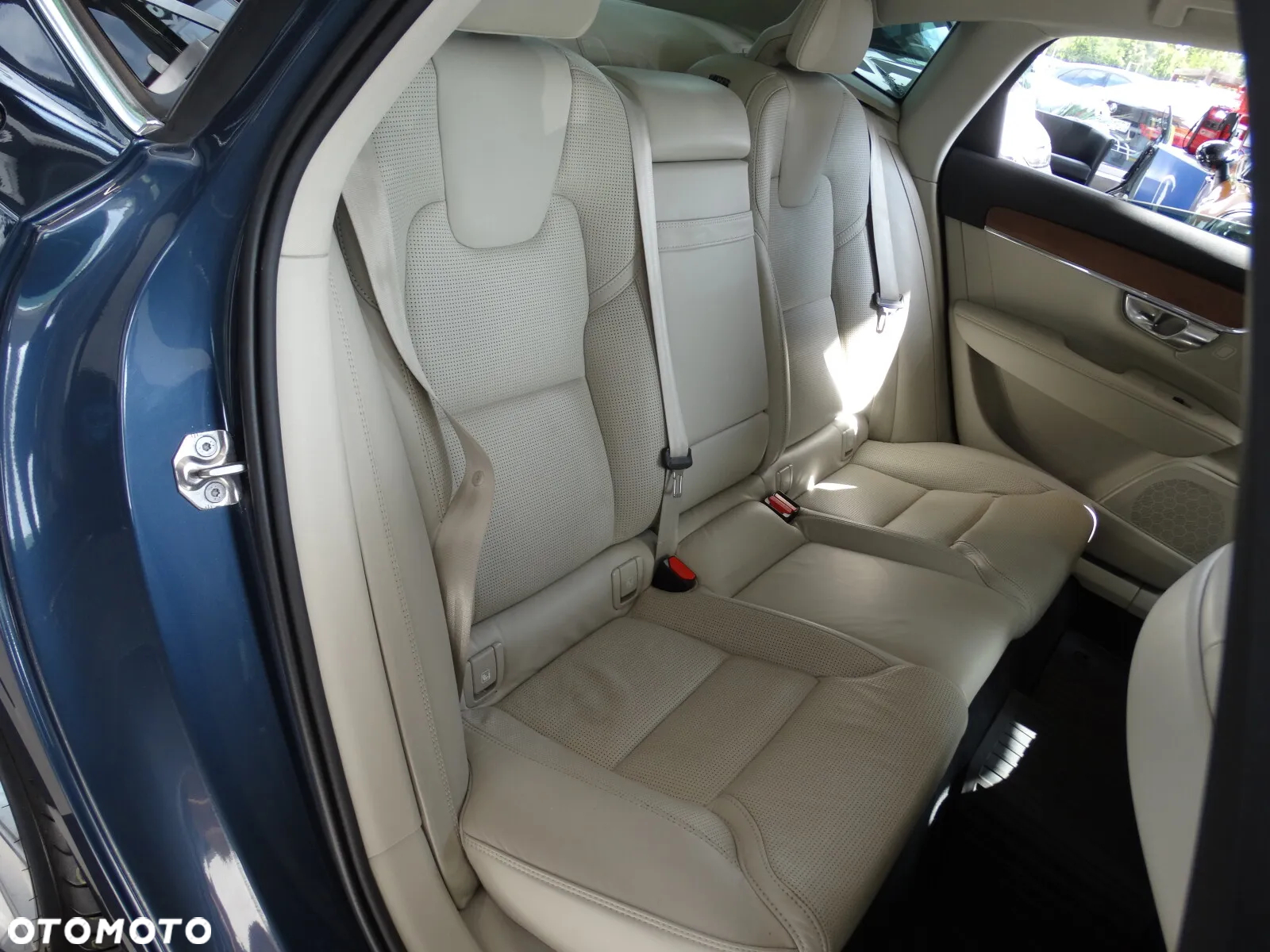 Volvo S90 T4 Momentum Pro - 14