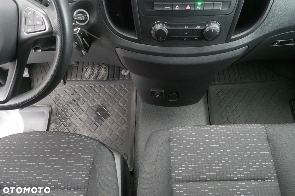 Mercedes-Benz Vito 116 CDI Długi aut Kamera SalonPL VAT23% Właścicielem pojazdu jest Ayvens Financial Services Polska - 11