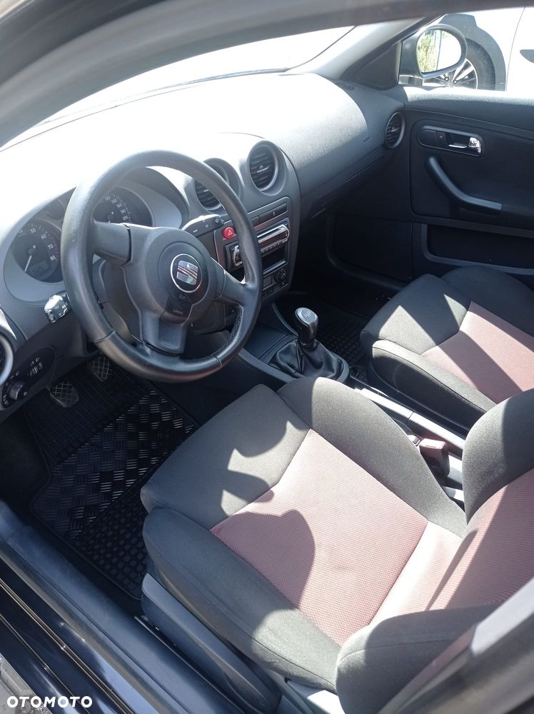 Seat Ibiza 1.4 16V Sport - 9