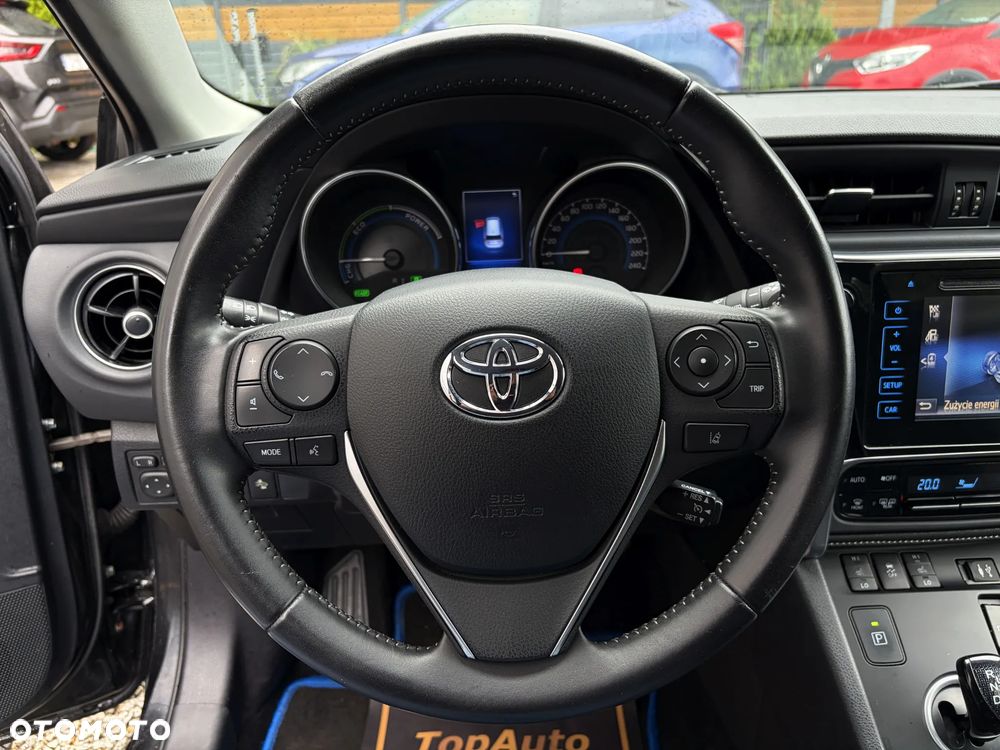 Toyota Auris - 22