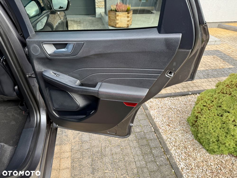 Ford Kuga 2.5 FHEV AWD ST-Line - 20